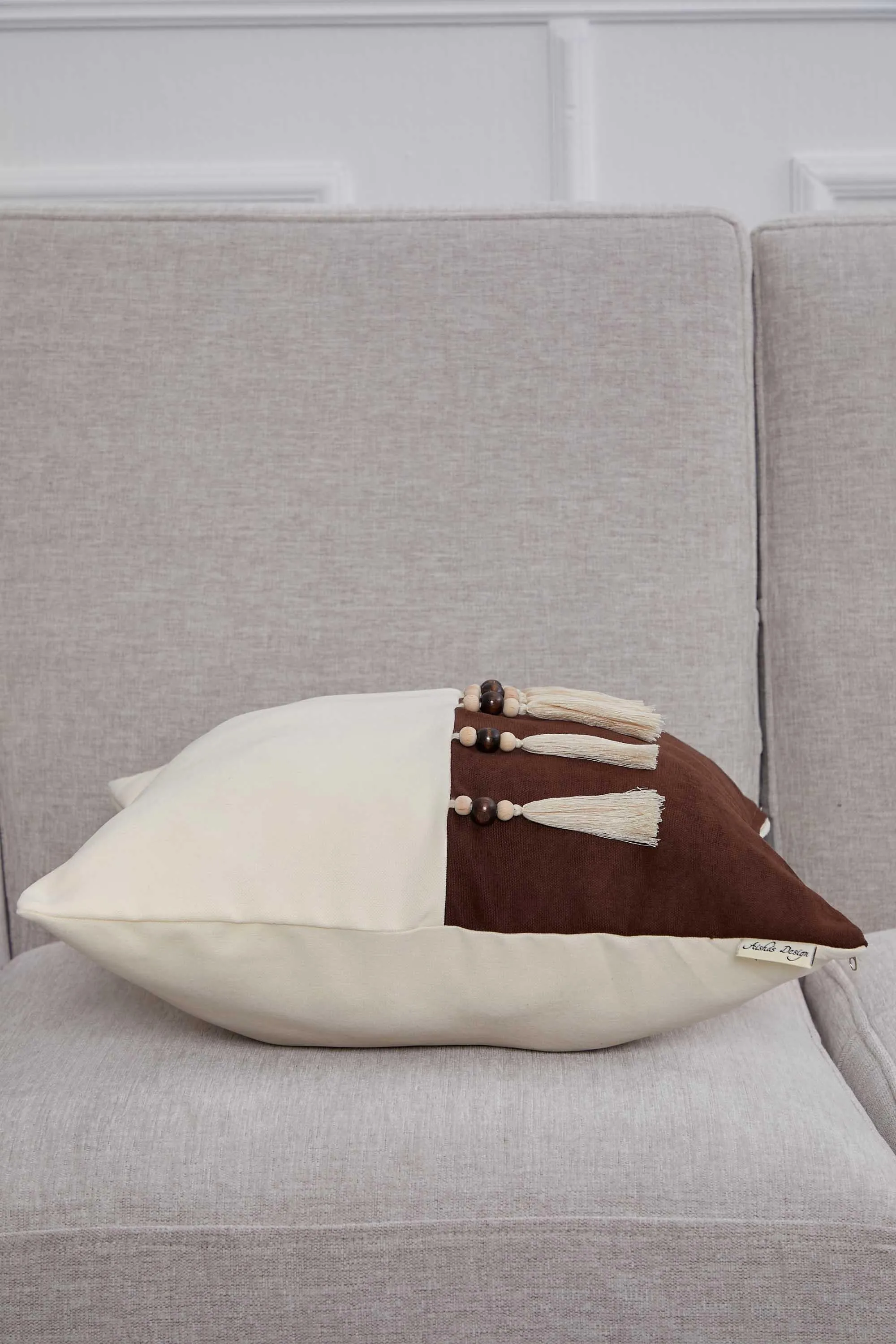 Boho Decorative Throw Pillow Covers with Tassels and Chaplet, 18 x 18 inch Modern Design Polyester Cushion Covers for Couch,K-100