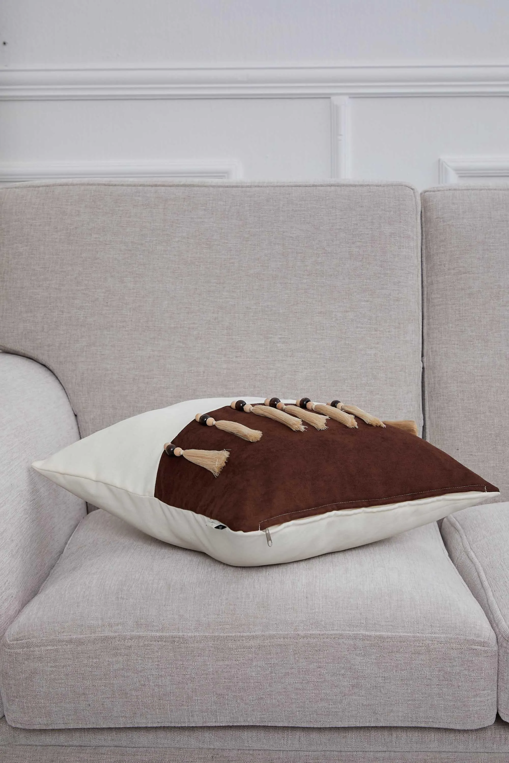 Boho Decorative Throw Pillow Covers with Tassels and Chaplet, 18 x 18 inch Modern Design Polyester Cushion Covers for Couch,K-100