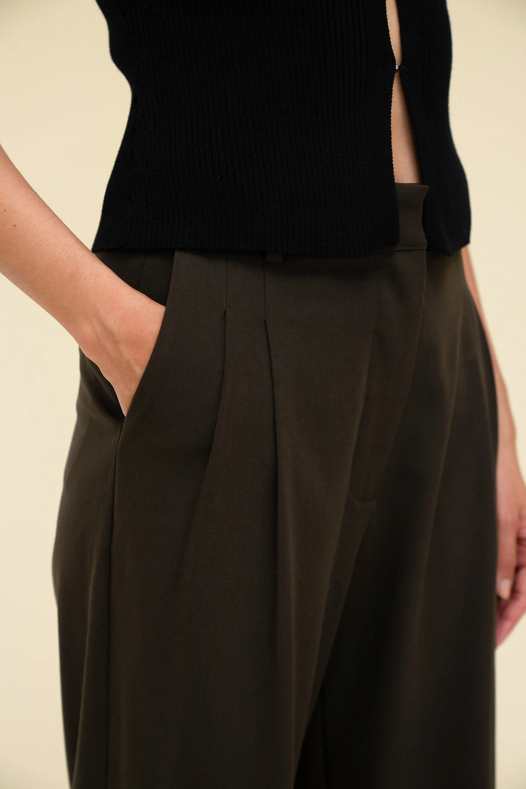 YANA TROUSER - MOSS GREEN